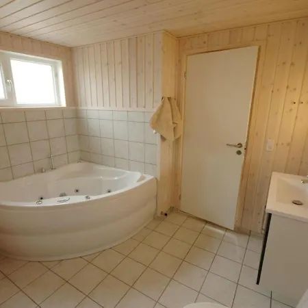 Hertta - 200m From The Sea In Lolland- Falster And Mon By Interhome Boto By