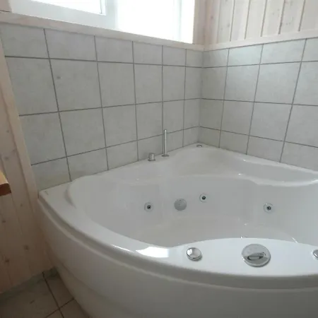 Holiday home Hertta - 200m From The Sea In Lolland- Falster And Mon By Interhome Boto By