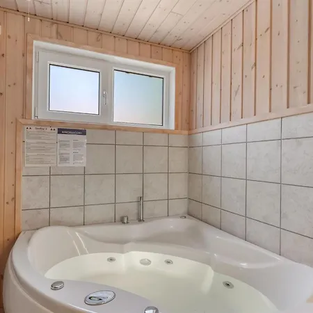 Hertta - 200m From The Sea By Interhome Semesterbostad